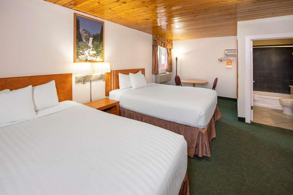 Econo Lodge Inn & Suites Medicine Hat Δωμάτιο φωτογραφία
