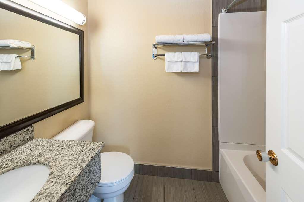 Econo Lodge Inn & Suites Medicine Hat Εξωτερικό φωτογραφία