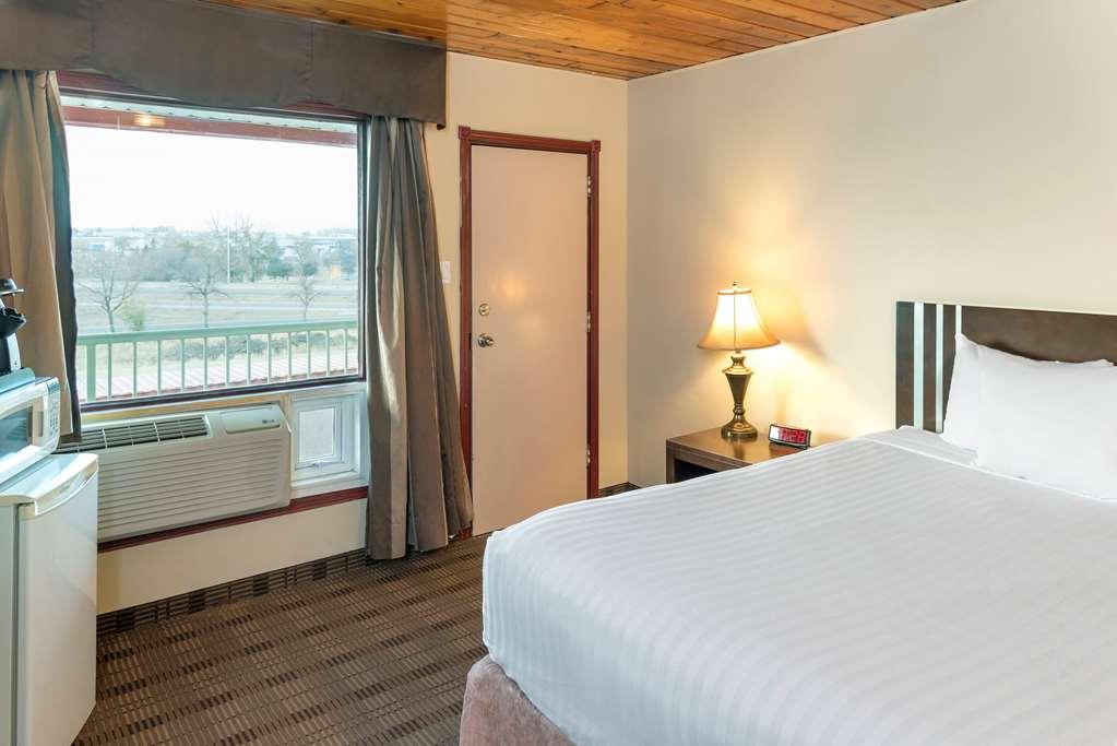 Econo Lodge Inn & Suites Medicine Hat Δωμάτιο φωτογραφία