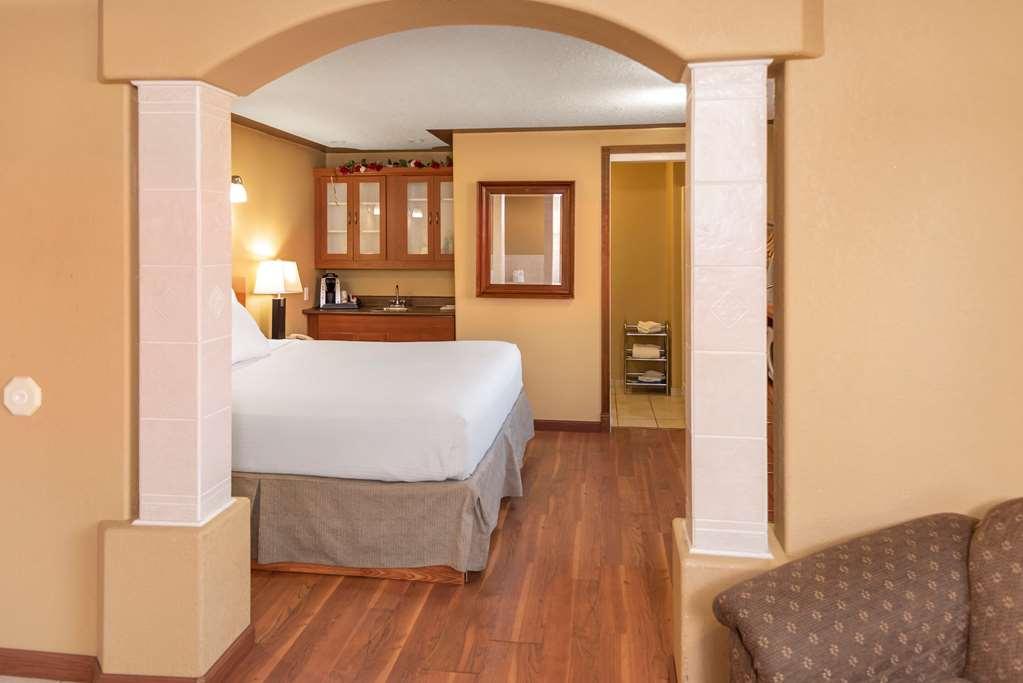 Econo Lodge Inn & Suites Medicine Hat Δωμάτιο φωτογραφία